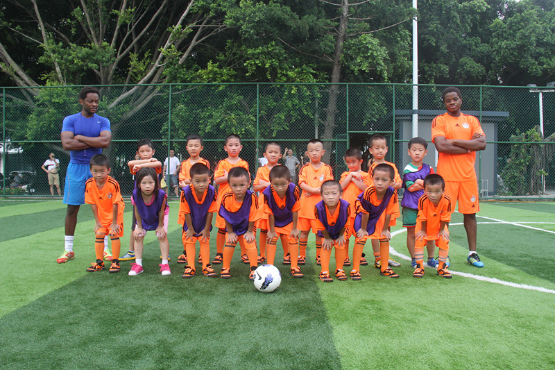 福州专业青少年儿童足球培训--为中国足球加油