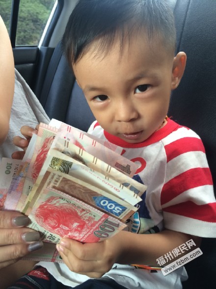 你可知Macau有多么好玩,记宝贝第一次出门远