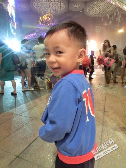 你可知Macau有多么好玩,记宝贝第一次出门远