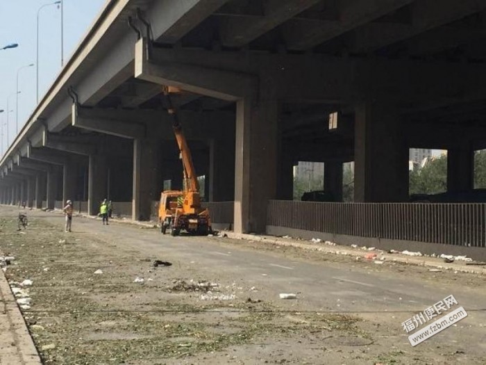 【实时更新】天津塘沽发生大爆炸,现场腾起蘑