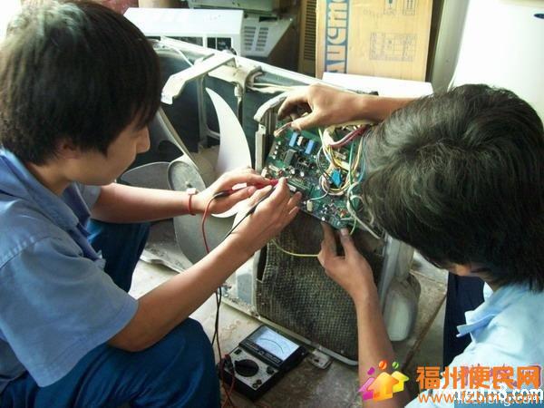 福州lg空调售后维修清洗加氨_福州美的空调售后维修清洗_福州长虹空调售后清洗