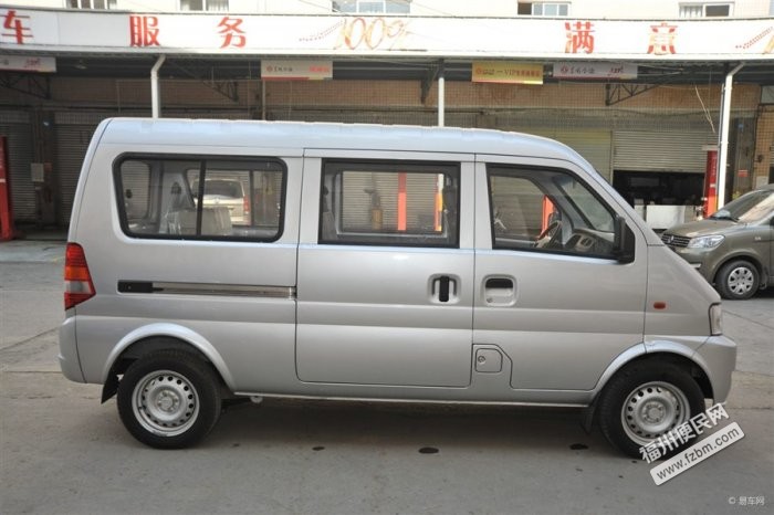 速运面包车搬家:大学城附近_福州闽侯搬家